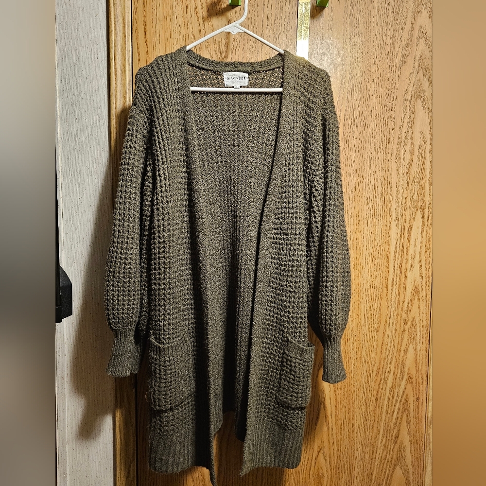 Olive and Oak Chunky Knit Cardigan